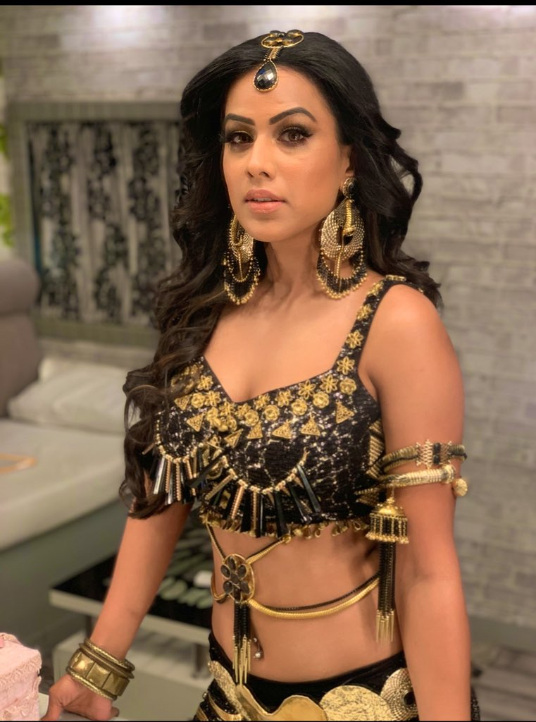 nia sharma 