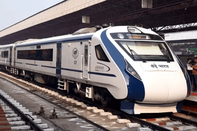 Vande Bharat Express, Sleeper Coach, Metro Train facilities