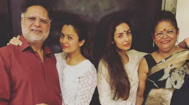 malaika arora with family