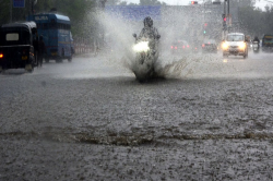 MP Rain: तीसरा स्ट्रॉन्ग सिस्टम एक्टिव, 72 घंटे होंगे भारी, इन जिलों में IMD का
very heavy rain alert - image