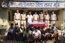 CG Crime News: छत्तीसगढ़ के युवक MP में खिला रहे थे सट्टा, 9 आरोपी गिरफ्तार,
खातों में मौजूद 60 लाख रुपए सीज… - image