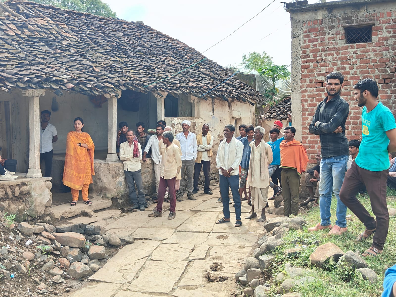 वृद्धा की हत्या, घर में ही खून से लथपथ मिली लाश