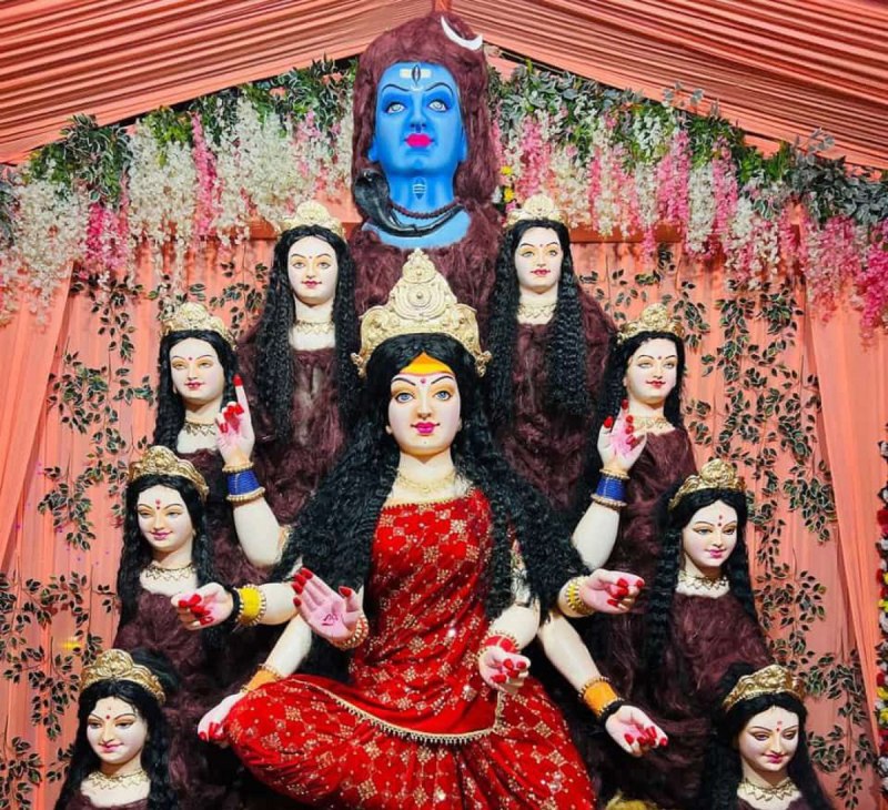 दीनदयाल नगर में माता के 10 मुख वाली प्रतिमा की स्थापना