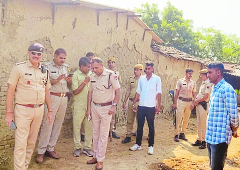 घायल कांस्टेबल को कोटा एमबीएस अस्पताल में भर्ती कराया गया। वहीं, आरोपी पक्ष की घायल महिला समेत तीन जनों को बारां जिला अस्पताल में भर्ती कराया गया।