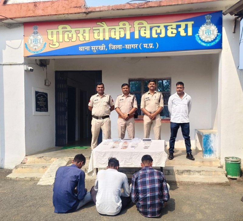 पुलिस की गिरफ्त में चोर