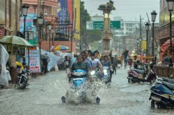 UP Weather Update: 12 अक्टूबर की शाम से बढ़ेगी ठंड, मौसम विभाग ने जारी किया
अलर्ट, कर लीजिए तैयारियां - image