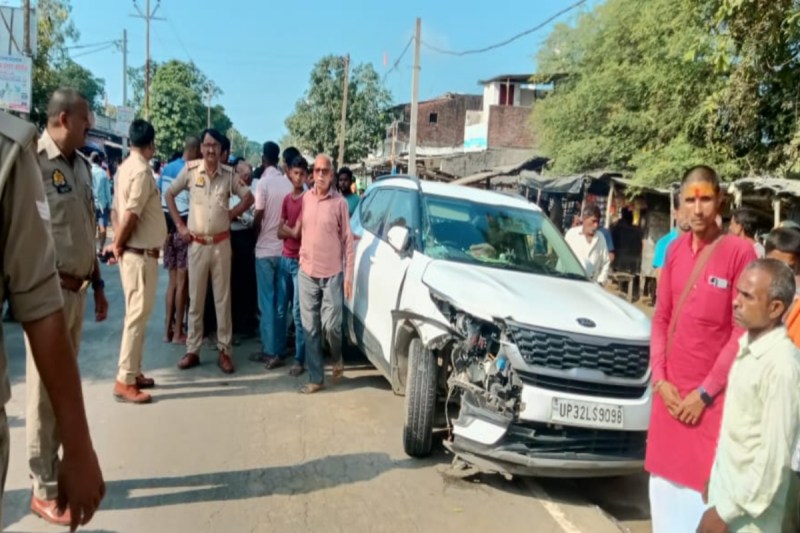 Gonda Road Accident