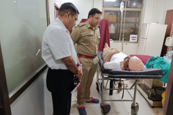 Gorakhpur News : गोरखपुर में दबिश देने गई पुलिस टीम पर हमला…दरोगा और सिपाही
गंभीर रूप से घायल - image