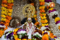 Ayodhya Navratri Special: अयोध्या में रामलला के दर्शन के नियमों में बड़ा बदलाव,
3 अक्टूबर से नई व्यवस्था लागू - image