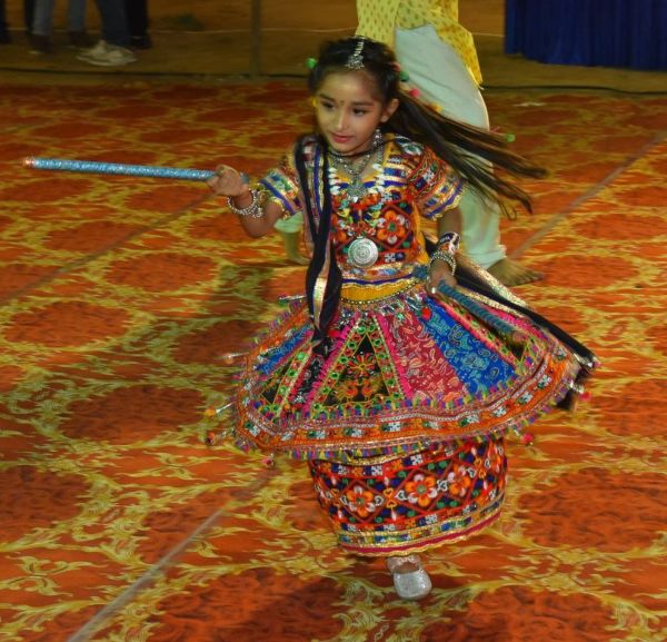 Dandiya and Garba dances were celebrated on the last day of Navratri