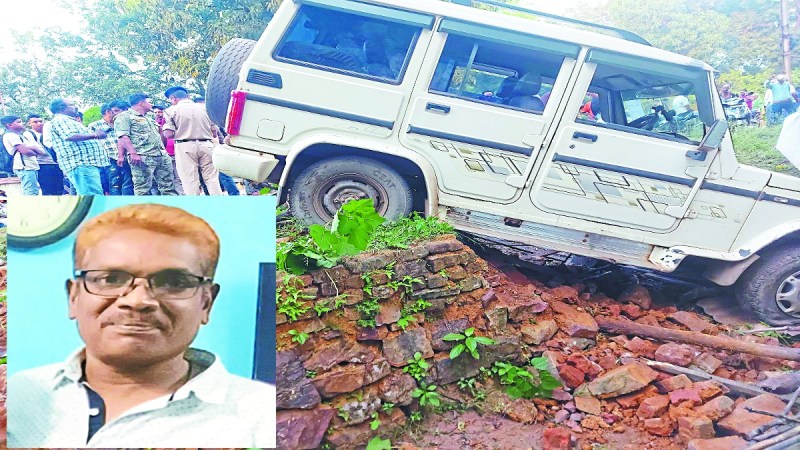 दल्लीराजहरा नगर के हाई स्कूल सेक्टर फुटबॉल मैदान चौक के पास बोलोरो चालक ने मोटरसाइकिल व स्कूटी चालकों को टक्कर मार दी, जिससे घटना स्थल पर एक की मौत हो गई।