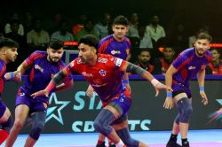 Pro Kabaddi 2024: यूपी योद्धा के डिफेंस में फंस गए नवीन कुमार, दबंग दिल्ली को
मिली पहली हार - image