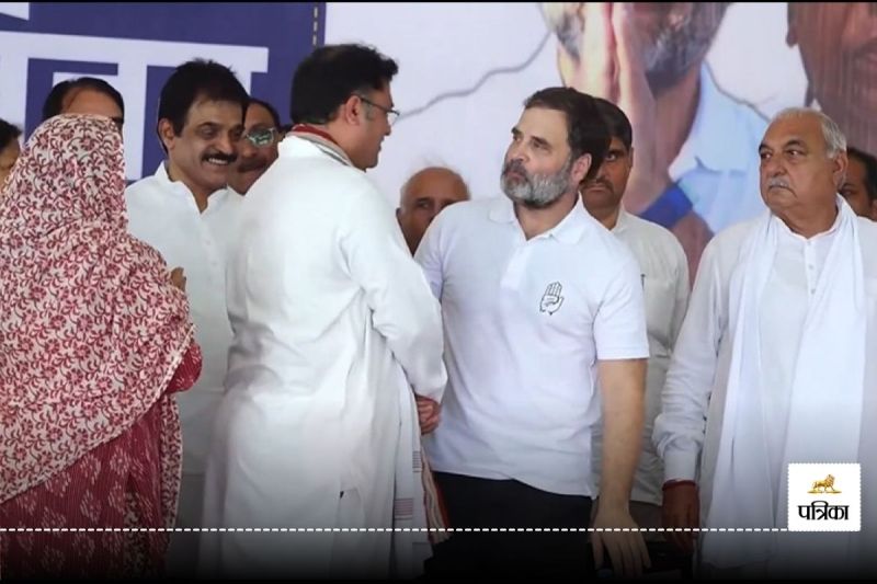 Ashok Tanwar joins Congress