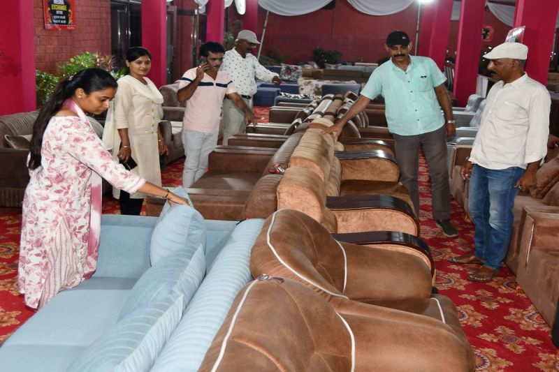 Navratri's splendor: Furniture market booms, buyers flock in