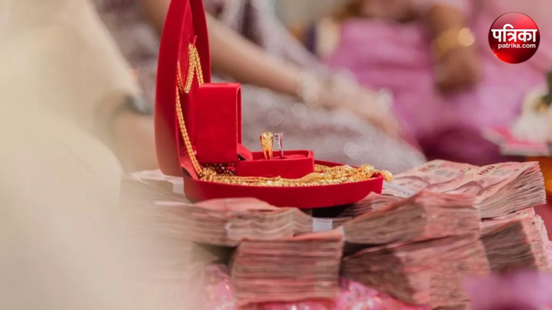 Doctor husband is demanding Rs 1.5 crore in dowry in Moradabad