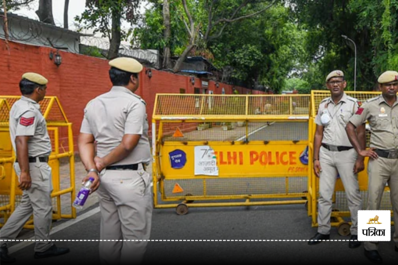 delhi gujarat police action