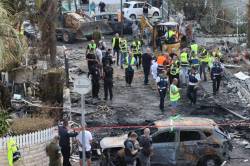 Hezbollah Haifa Attack: हिज़बुल्लाह ने इज़राइल के हाइफा में नौसैनिक अड्डे को
निशाना बनाया - image