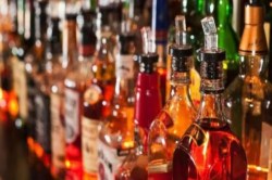 Liquor Policy: अब सिर्फ 99 रुपये में मिलेगी शराब की बोतल, इस राज्य ने बदली
आबकारी नीति - image