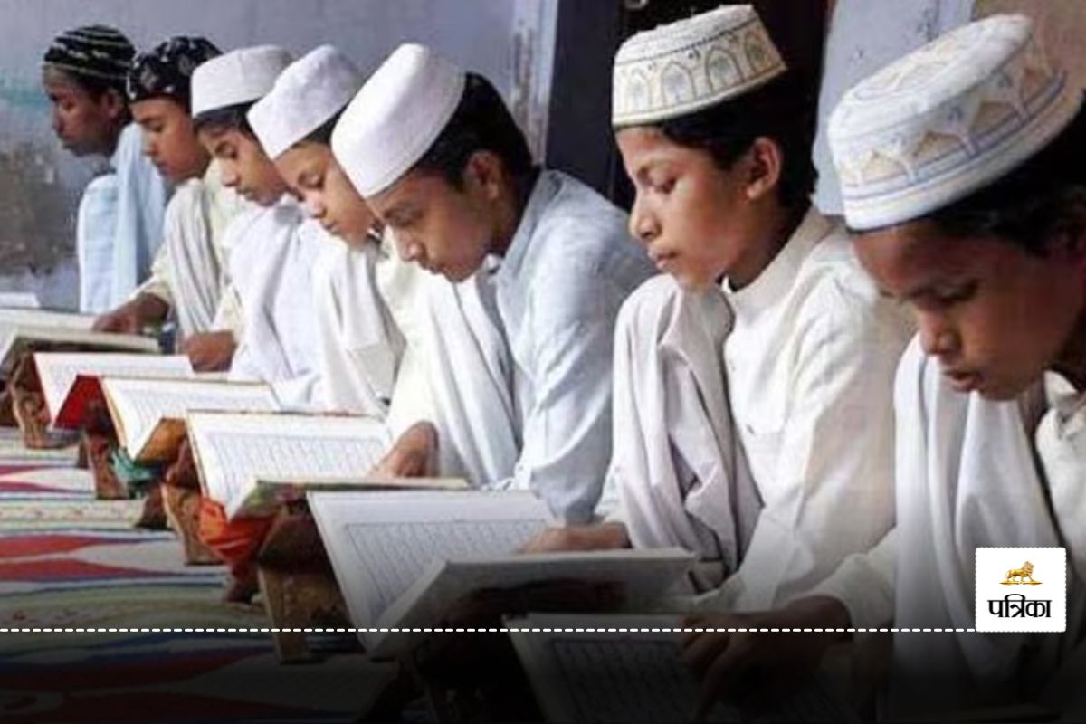 Madarsa Board News : इस राज्य के मदरसों में पढ़ाई जाएगी संस्कृत, मदरसा बोर्ड ने
कहा, हम…