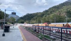 Railway News:रेल यात्री सर्दियों में मुसीबत झेलने को रहें तैयार, ये गाड़ियां
निरस्त - image