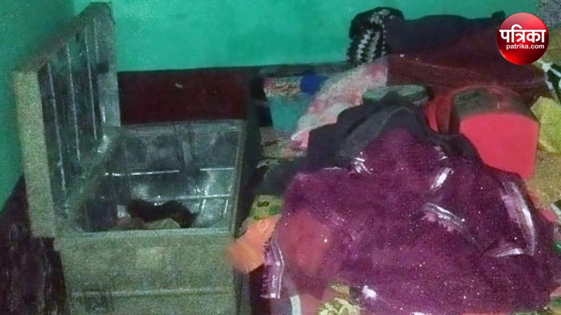 Masked miscreants held people hostage beat them in Rampur