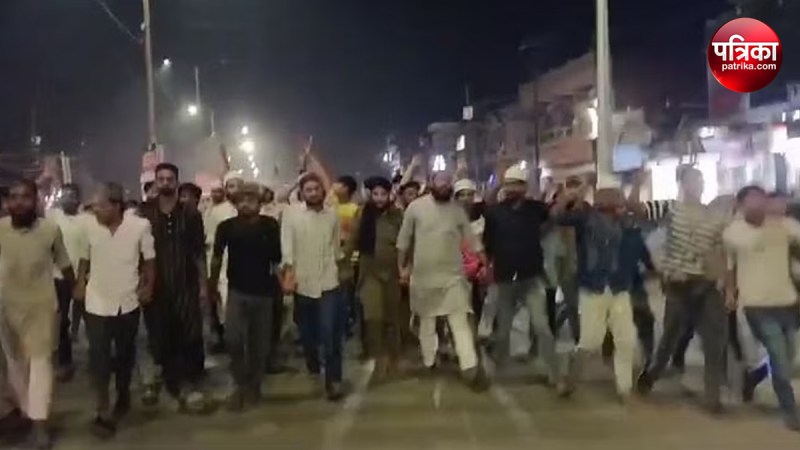 Procession against impudence in honor of Rasool in Moradabad