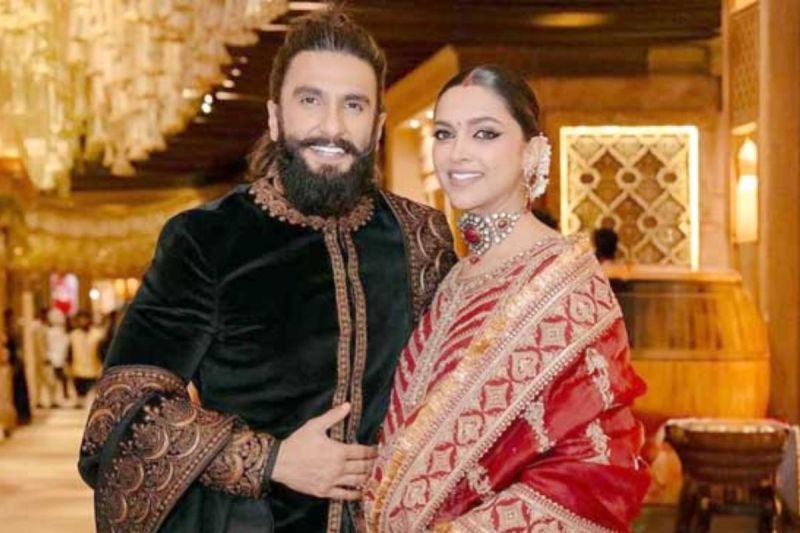 RANVEER SINGH DEEPIKA