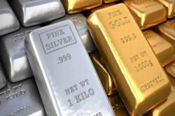 Gold-Silver के दामों में रेकॉर्ड तेजी, 10 साल में सोने का 185% और चांदी का 151%
भावों में आया उछाल - image