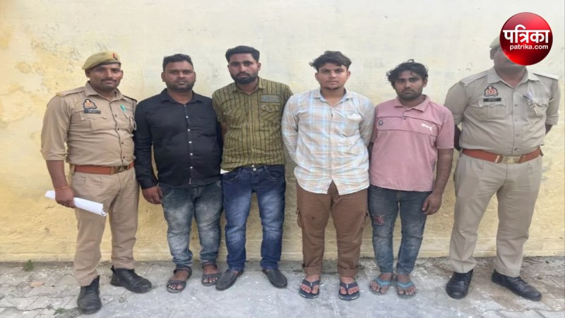 Toll workers attacked in Moradabad