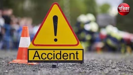 Youth dies after pickup rams into tree after hitting side of truck in Sambhal