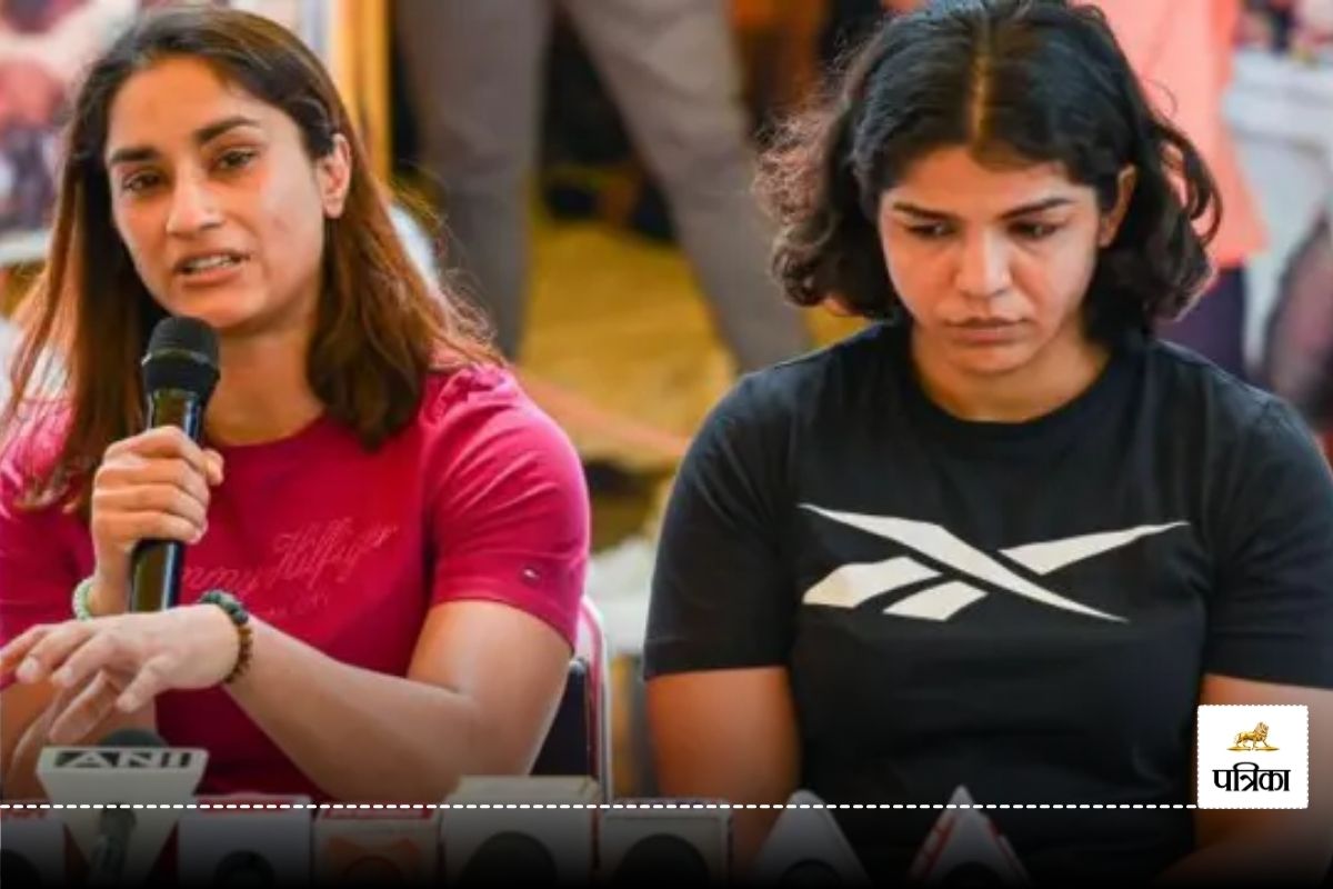 ‘अपना ईमान बेच गई’, Sakshi Malik पर Babita Phogat का पलटवार