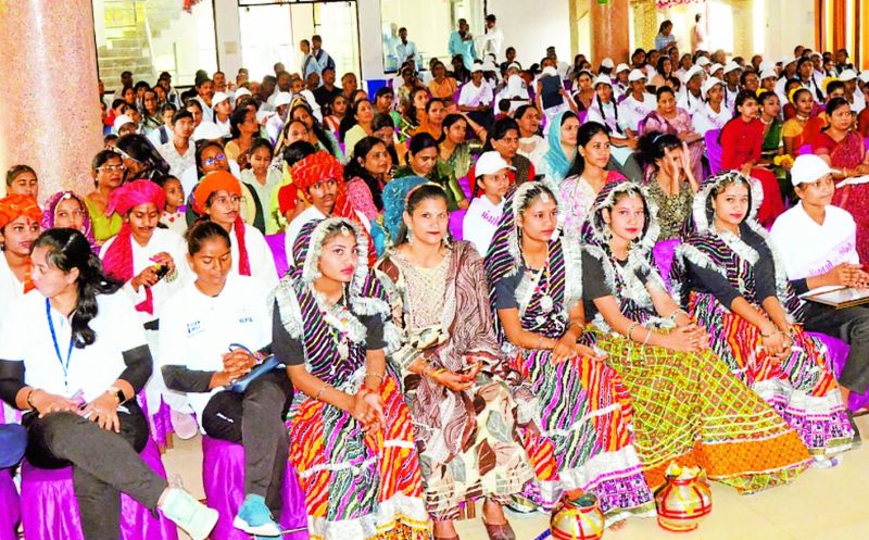 बेटियां अभिशाप नहीं वरदान, समाज ले बेटियों को शिक्षित करने का संकल्प