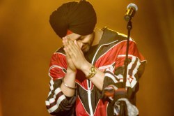 ED की छापेमारी के बाद Diljit Dosanjh के जयपुर में शो पर लटकी तलवार! लोगों में
असमंजस शो होगा या नहीं? जानें - image