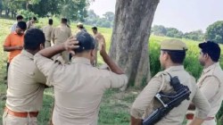 रेप के बाद मासूम की हत्या करने वाले बदमाश को पुलिस ने मारी गोली, भागते समय पुलिस
पर किया था फायरिंग - image