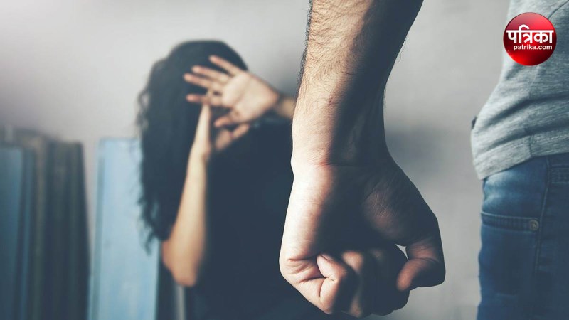 girl was lured into love by posing as Aman on Facebook in Moradabad