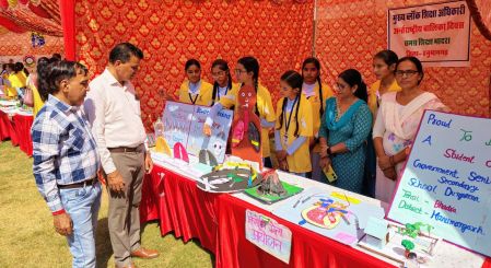 Daughters showed their talent in the district level Kishori fair organized in Hanumangarh Junction
