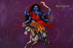 Maa Kalratri Ki Aarti: आरती देवी कालरात्रि जी की, इसको गाने से मिलती है मां काली
की विशेष शक्ति - image