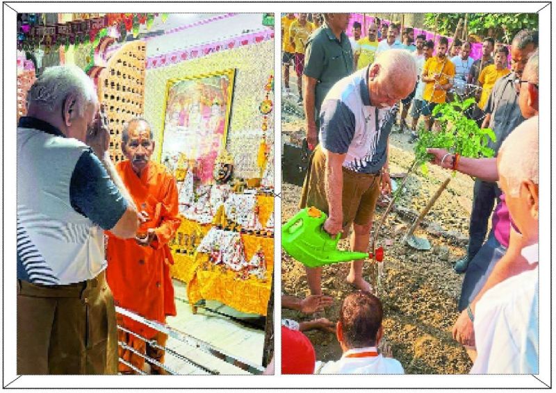 भागवत ने शुक्रवार सुबह शहर के मांगरोल रोड स्थित प्राचीन प्यारेरामजी मंदिर में देवदर्शन किए। यहां उन्होंने अनन्तराय भगवान के दर्शन के बाद मंदिर के इतिहास के बारे में विस्तार से जानकारी ली।