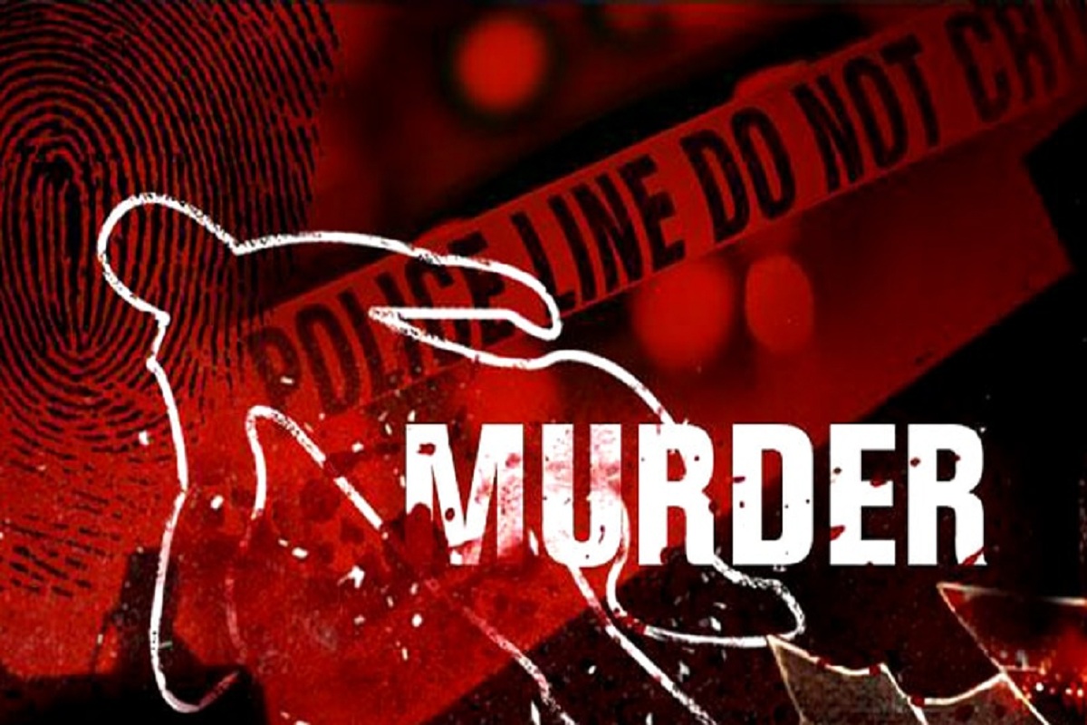 Triple Murder: डायन बताकर एक परिवार के 3 लोगों की हत्या, अर्द्धनग्न अवस्था में
मिले शव