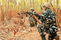 CG Naxal Breaking: नारायणपुर मुठभेड़ में 14 नक्सली ढेर, 13 माओवादियों के शव
बरामद… - image