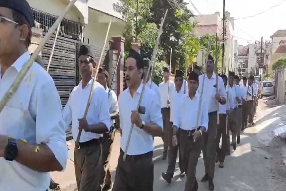 RSS Foundation Day: आज RSS स्थापना दिवस, राजधानी के 14 स्थानों पर राष्ट्रीय स्वयंसेवक संघ का पथ संचलन,देखें वीडियो
