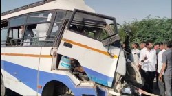 Rajasthan Road Accident: राजस्थान के इस जिले में बड़ा हादसा, खड़ी बस से टकराई
मिनी बस, 3 की मौत व 16 घायल - image