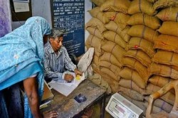 Ration Card: राशन कार्ड का करवा ले KYC, नहीं किया तो कट जाएगा नाम, जानें अंतिम
तिथि और प्रक्रिया… - image