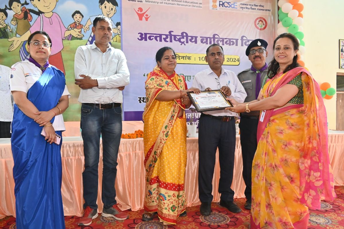 International Girl Child Day: Nagaur honors 100 girl students and 25 teachers