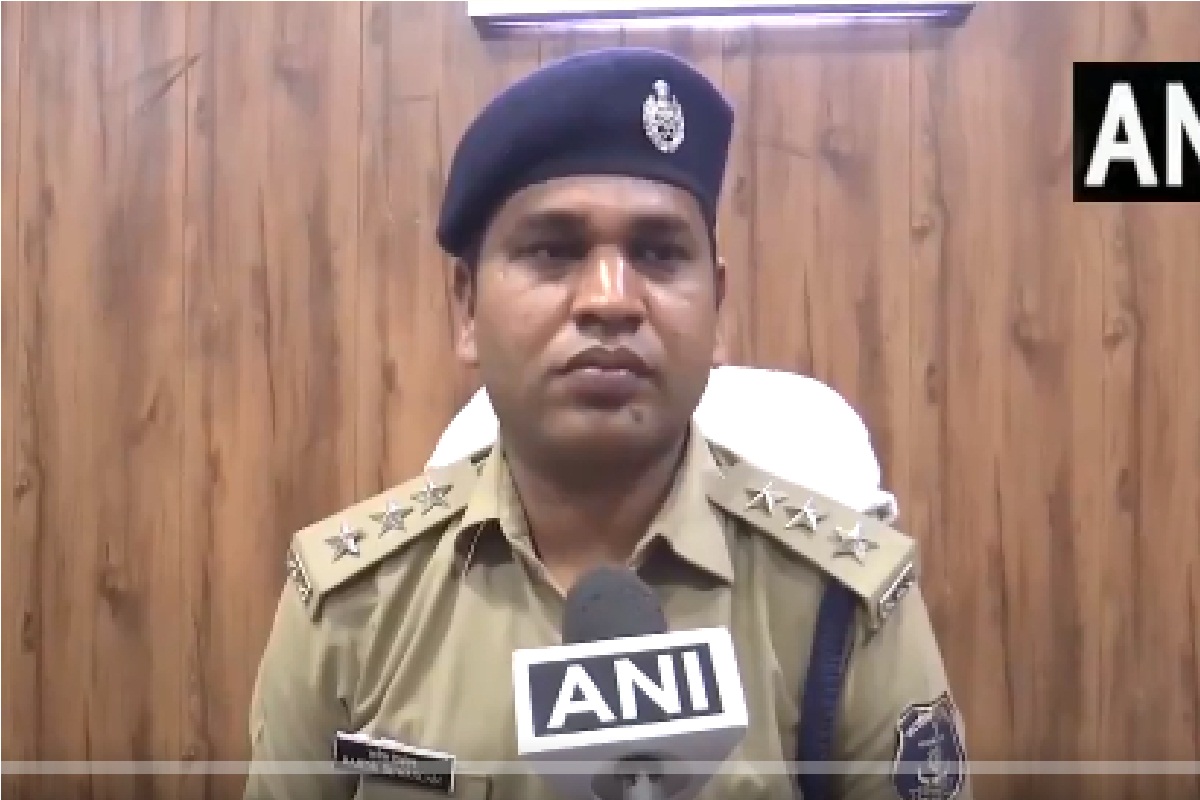 CG Video: रायपुर के SP राजेश देवांगन ने भारी मात्रा में सोना जब्त करने पर क्या कहा, देखें वीडियो…