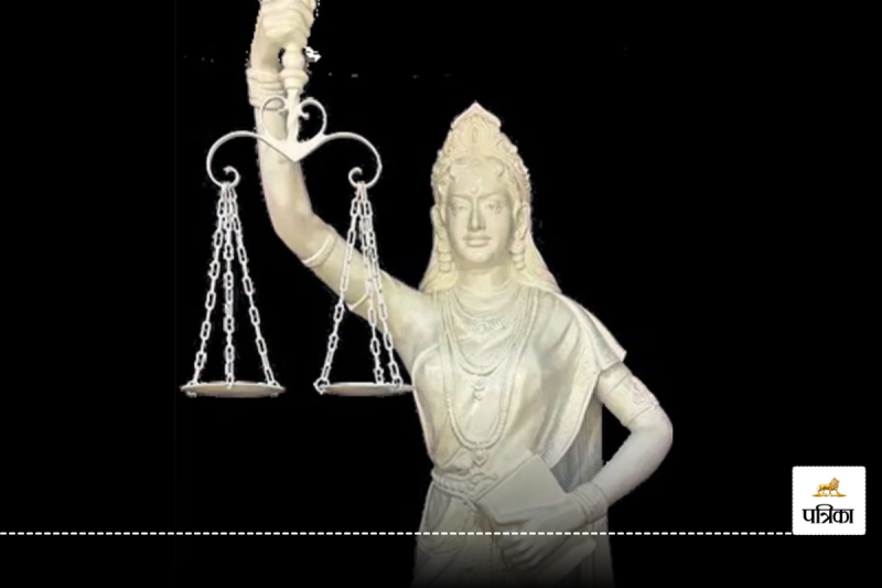 statue of justice lady
