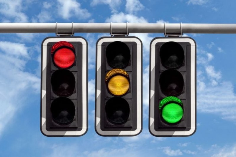 Traffic signal lights