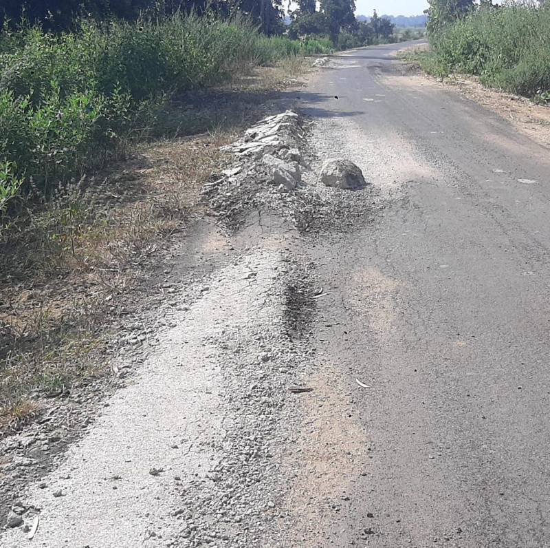 इटौरा से पहाडिय़ा तक बनी 3 किलोमीटर सडक़ जर्जर