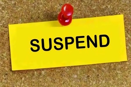CG Suspended News: निर्वाचन कार्य में लापरवाही! कलेक्टर ने दिखाई सक्ती, 4 कर्मचारी हुए निलंबित..