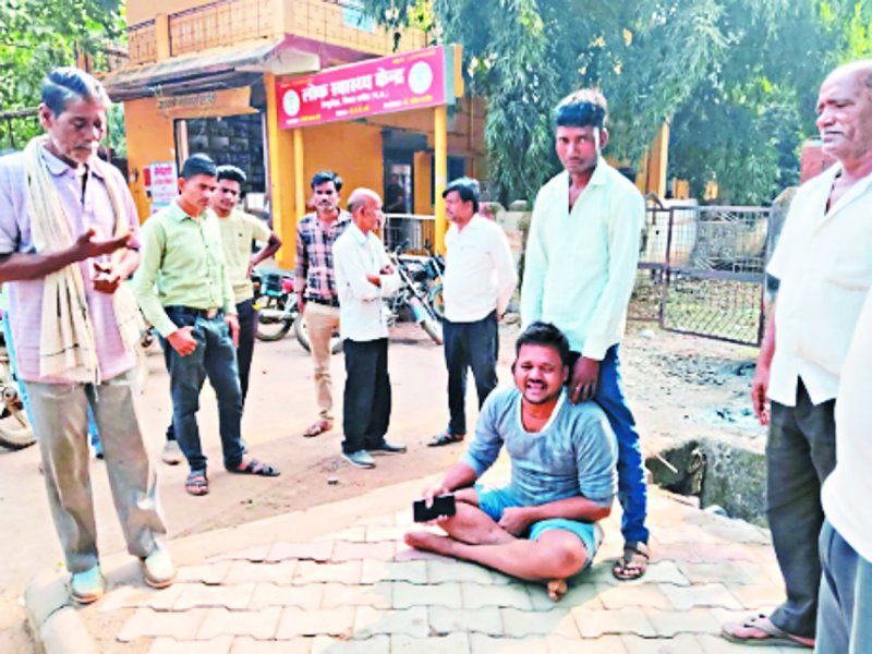 पुलिस पहुंची और मामला शांत कराया।